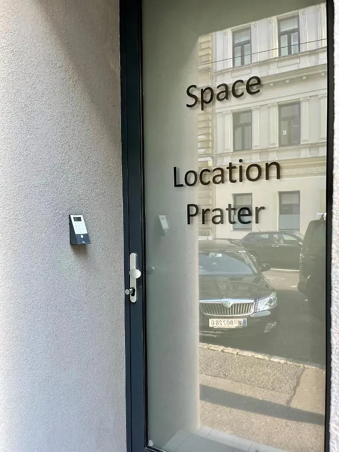 Space Home Apartment - Prater Viena Albergue